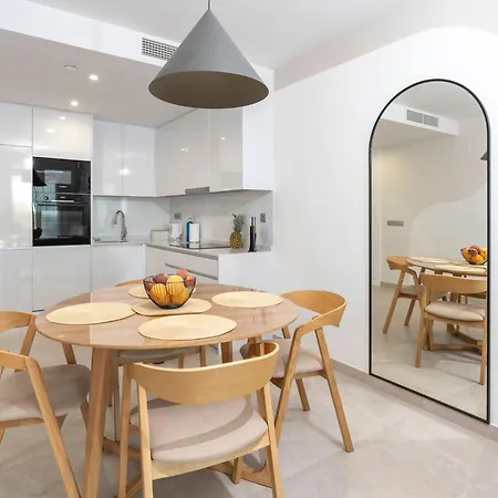 아파트 Sunset Cliffs By Leo 베니돔